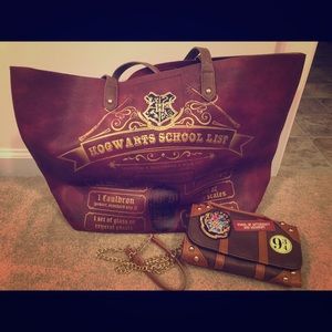Bioworld brand Harry Potter tote and crossbody set